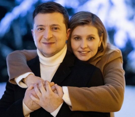 Ein starkes, liebevolles Team: Olena Zelenska mit ihrem Mann Wolodymyr Selenskyj.