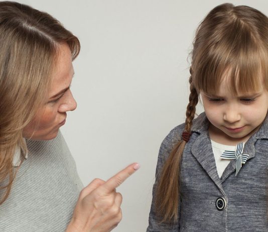 Fremde Kinder ausschimpfen? Keine gute Idee!