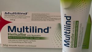 Die Multilind® Heilsalbe lindert fiesen Juckreiz und hemmt die Entzündung im Windelbereich.