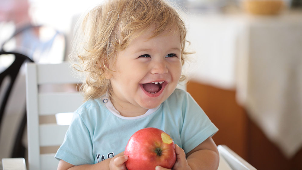 Kinderzähne richtig pflegen – So wird Zahngesundheit zum Kinderspiel