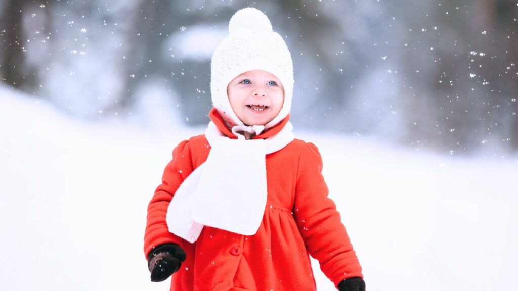 Zauberhafte Mädchennamen vom Winter inspiriert