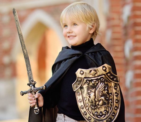 Game of Thrones Namen für Jungen sind inspiriert von mutigen Kriegern.