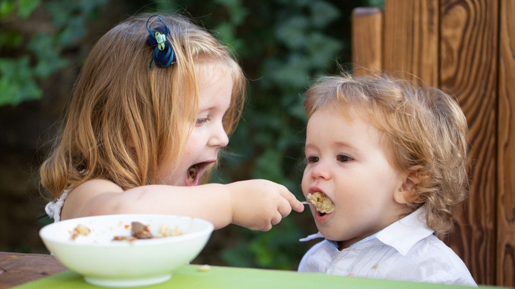 „Wieso werden kleine Kinder permanent mit Snacks vollgestopft?”