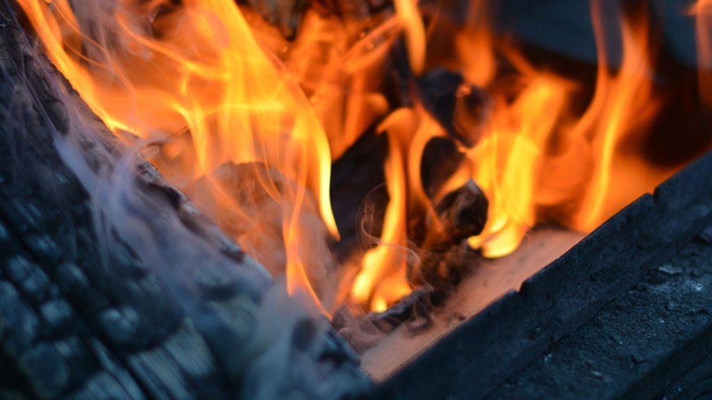 Heizen mit dem Grill: Familie vergiftet sich durch Sparmaßnahme