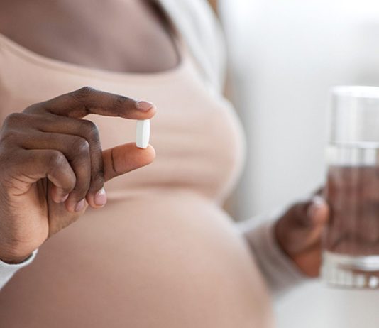 Immer wieder wird Schwangeren bei Schmerzen Paracetamol empfohlen – ein Fehler?