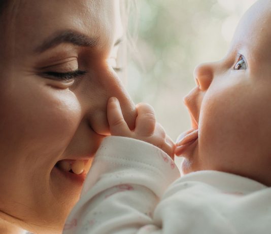 Rosarote Baby-Bubble im Wochenbett? Nicht immer – Tipps von Echten Mamas aus unserer Community.
