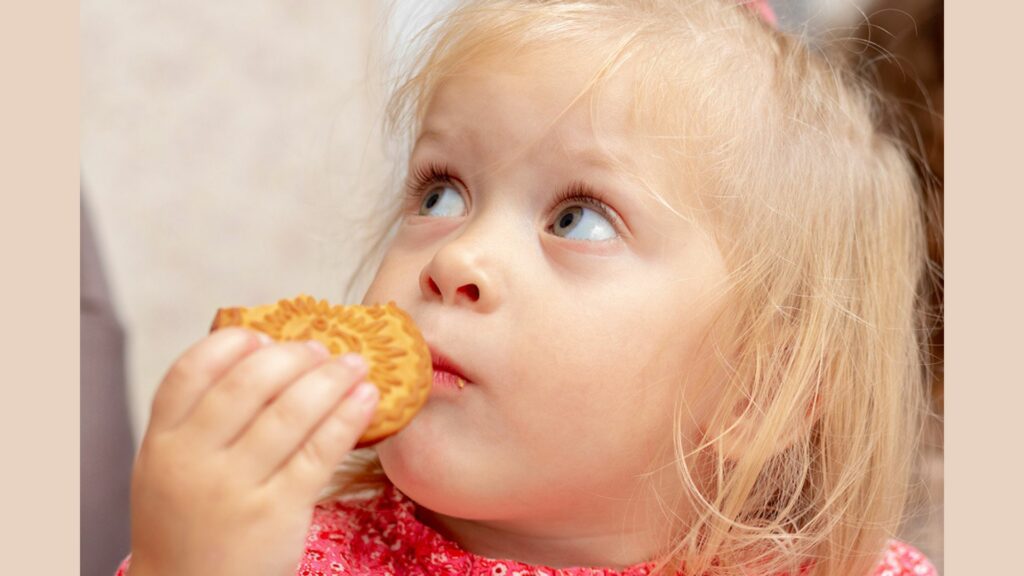 Erzieherin: „Manche Eltern geben ständig Kekse und Säfte mit.”