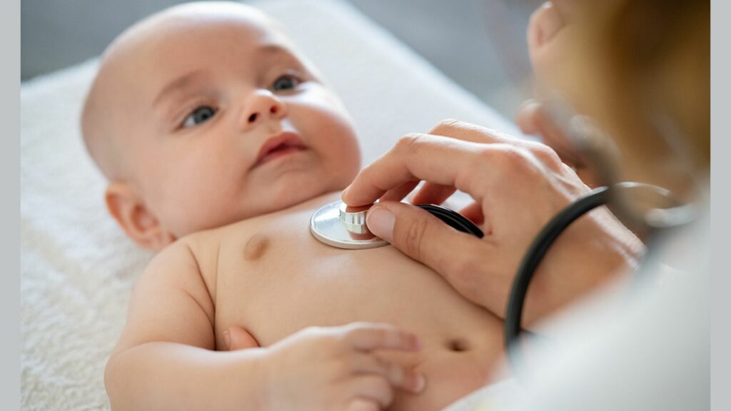 Angst vor „geimpftem Blut”: Eltern verweigern Herz-OP für Baby
