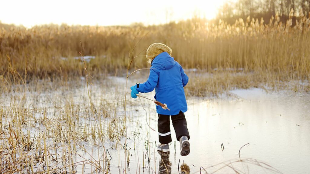 Eis-Einbruch im See: 10-jähriger will Kinder retten und stirbt selbst