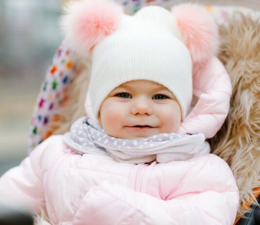 Perfekte Namen für Februar-Babys leiten sich oft von den Namenstagen ab.