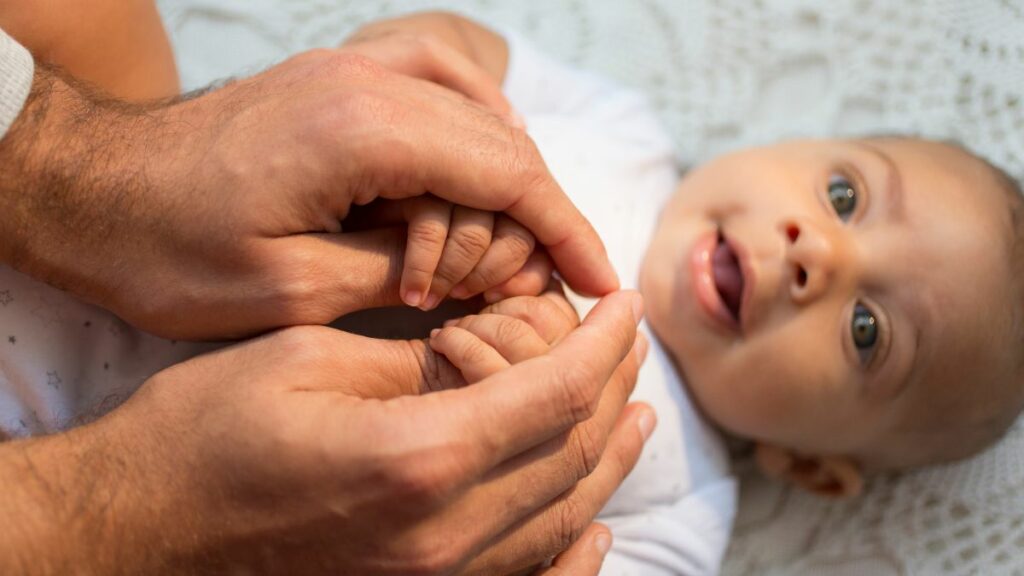 Weinkrampf wegen Shitstorm: Babyname wird öffentlich verspottet