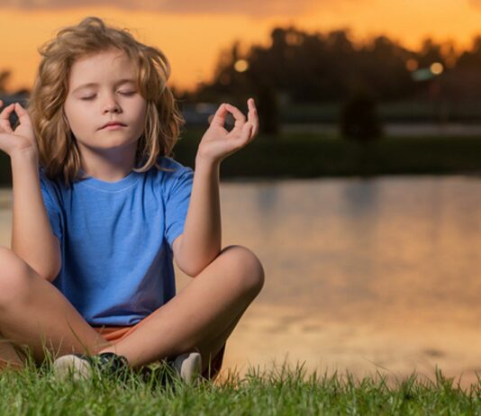 Buddhistische Jungennamen vereinen Tradition, Religion und Spiritualität.