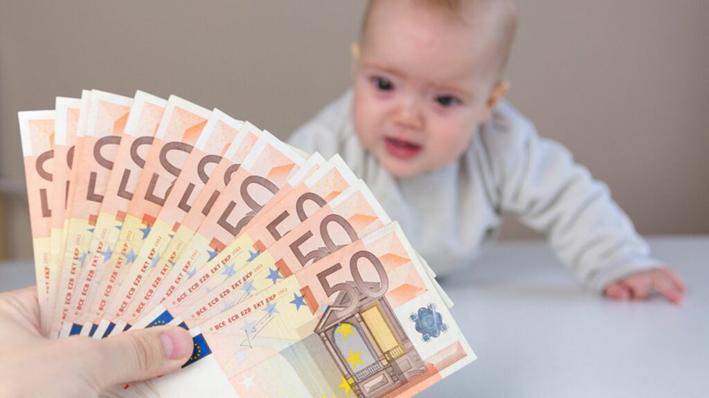 CDU-Vorschlag: 10.000 Euro für jedes Baby als Startkapital