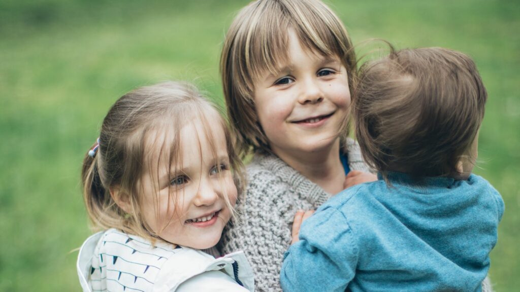 Geschwisternamen zu Liam: 40 Ideen für Mädchen und Jungen
