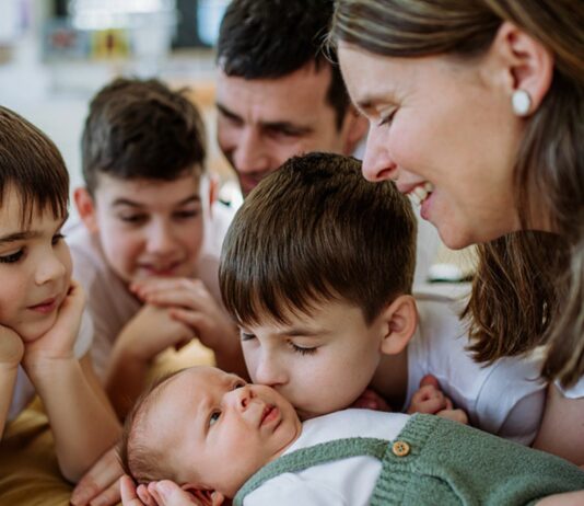 Eine Großfamilie bedeutet große Wäscheberge und große Liebe.