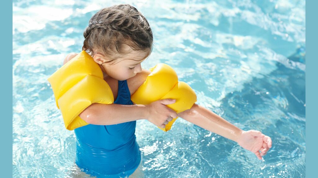 Jedes zweite Kind kann nicht schwimmen: Sind die Eltern schuld?