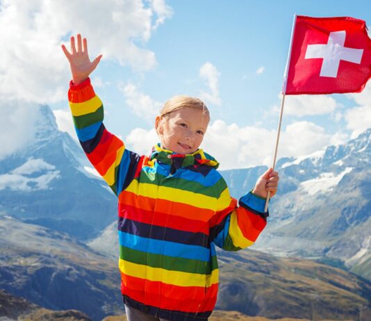 Wir haben die Top 20 die beliebtesten Vornamen für Jungen und Mädchen in der Schweiz aus dem Jahr 2022 für euch.