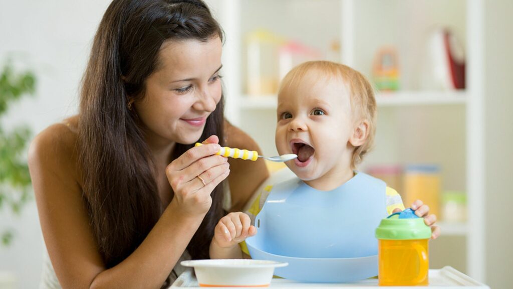 Abnehmen mit Babybrei-Diät: Ist das wirklich eine gute Idee?