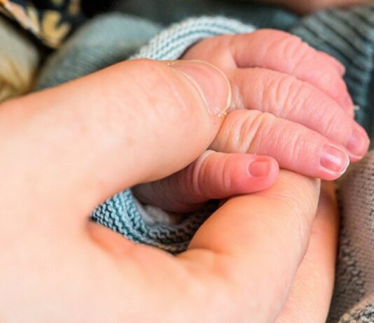 Mutterschutz bei Frühgeburt: Diese Regelungen gelten