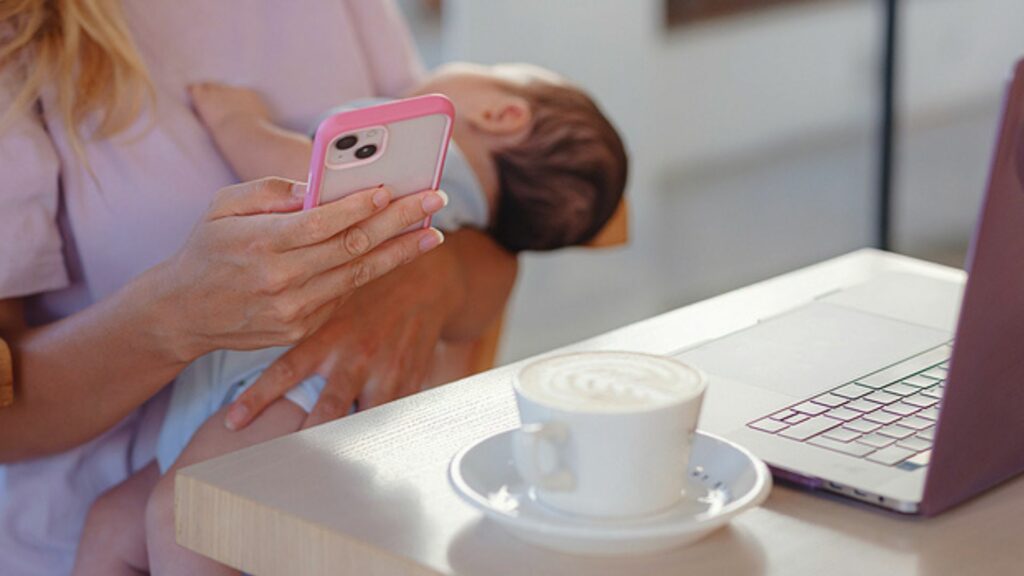 Stillen bei der Arbeit? Das sagen unsere Community-Mamas