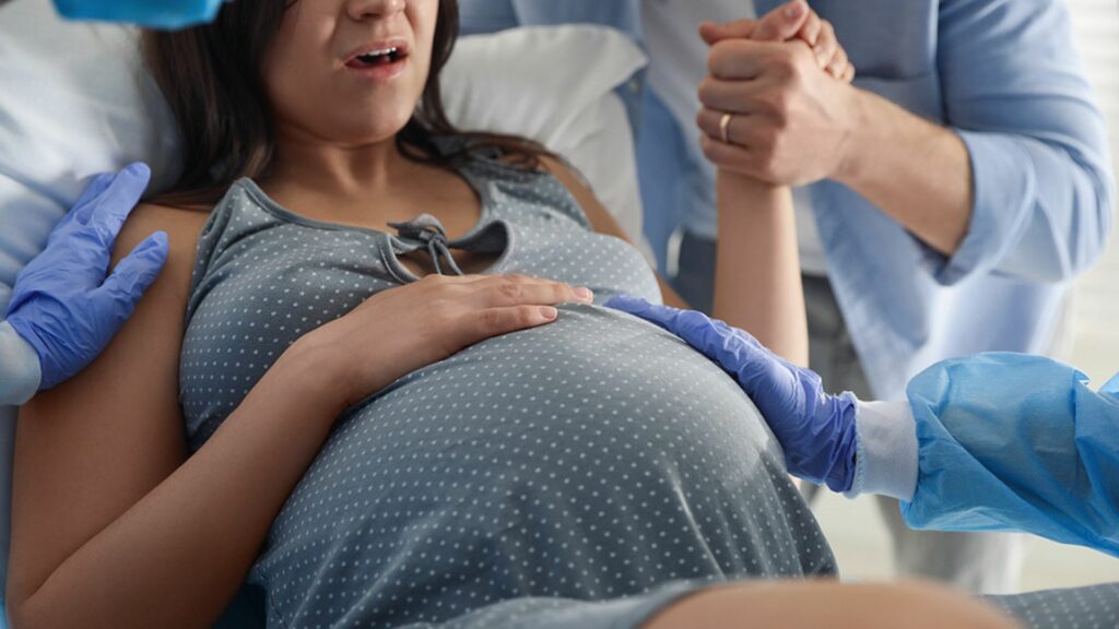 Übelkeit, Einlauf und Übungswehen: Hebammen-Tipps zur Geburtsvorbereitung