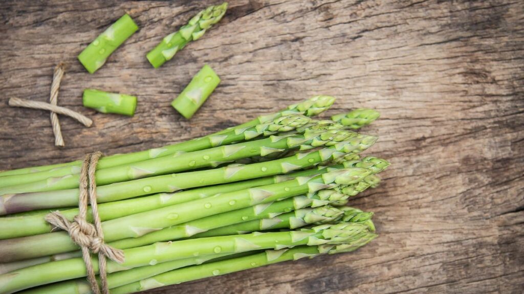 Spargel während der Stillzeit essen – ja oder nein?