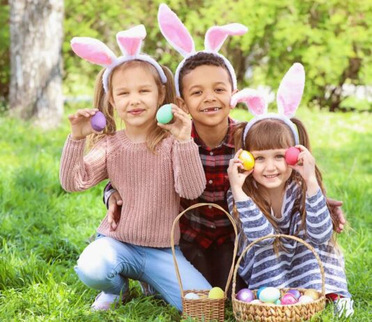 Viele Kinder glauben an den Osterhasen. Aber wann ist es Zeit, den Mythos aufzulösen?