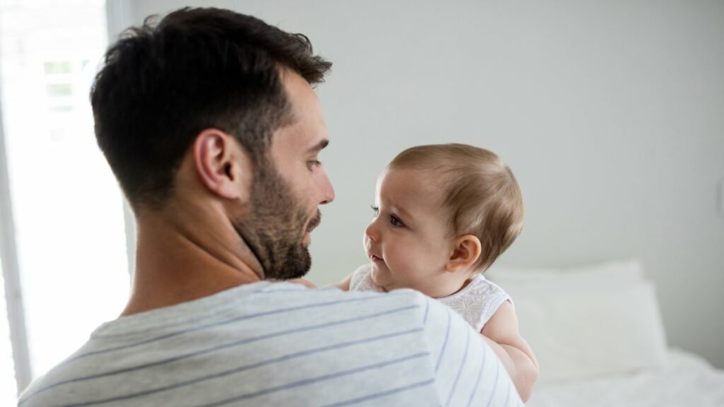 „Bin ich ein schlechter Papa? Sie lässt mich nicht an unser Baby ran!“
