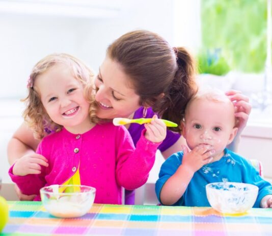 11 No-Go Sätze am Esstisch, die du niemals zu deinen Kindern sagen solltest.
