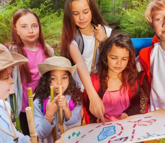 Schnitzeljagd Kindergeburtstag — das perfekte Abenteuer für Klein und Groß!
