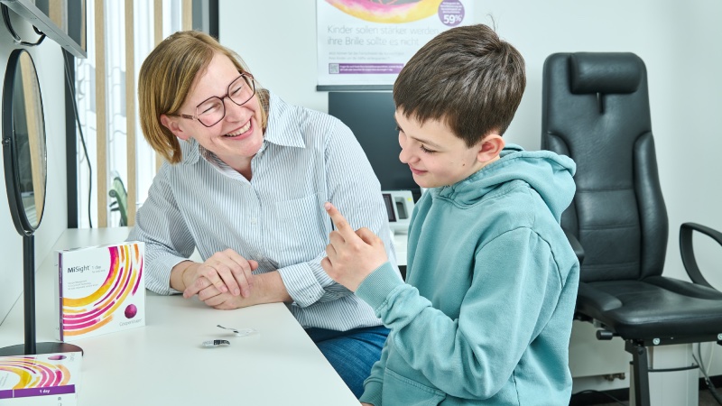 Im Gespräch mit den Kids ist für Conny Hermann das wichtigste, die für jedes Kind individuell beste Lösung zu finden!