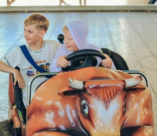Jungs sind immer wild, laut und weinen nie vor ihren Freunden?