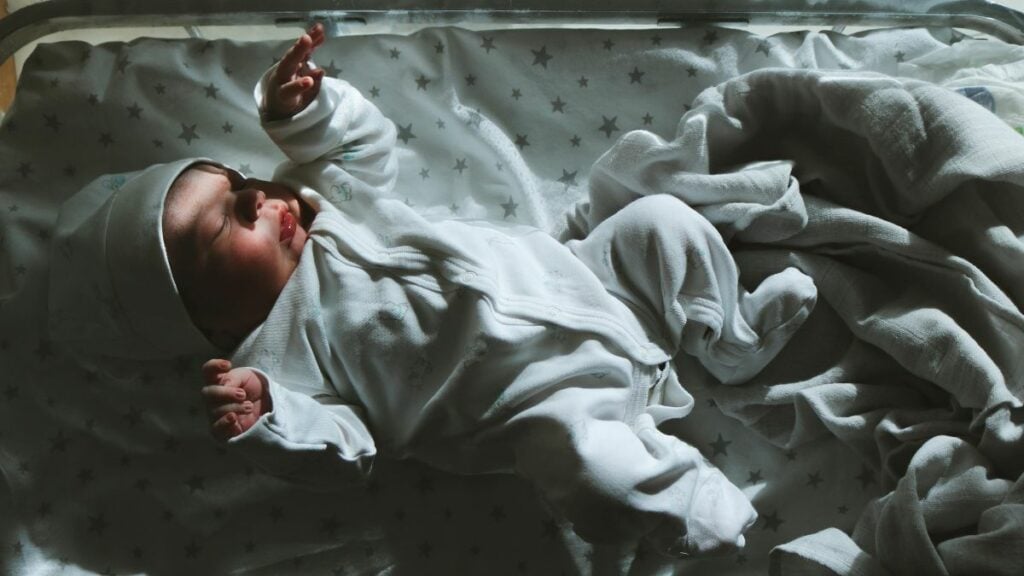 Zu Hause nach der Neonatologie: Zwischen Angst und Vertrauen