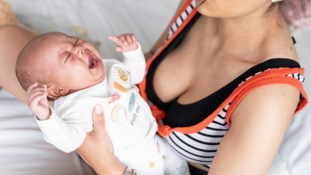 „Für die Ärzte war mein Sohn ein Schreibaby, doch sie lagen falsch!“