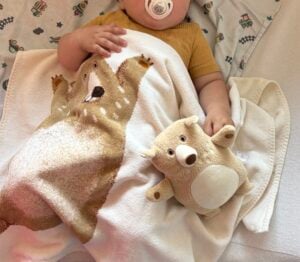 Ob mit oder ohne Kapuze – Die Baby- und Kinderhandtücher von FEILER sind super kuschelig, süß, sicher und langelebig. Foto: Privat. 