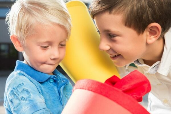 Bei uns gibt es zur Einschulung auch eine Schultüte für Geschwister - aus gutem Grund.