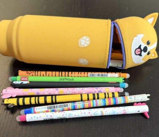 Wer zu den Lagami-Stiften in der Schule noch die passende Federtasche hat, ist trendmäßig ganz weit vorne!