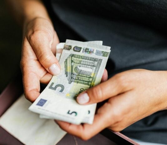 So richtig viel mehr Geld haben wir nach der Kindergeld-Erhöhung 2026 auch nicht im Portemonnaie.