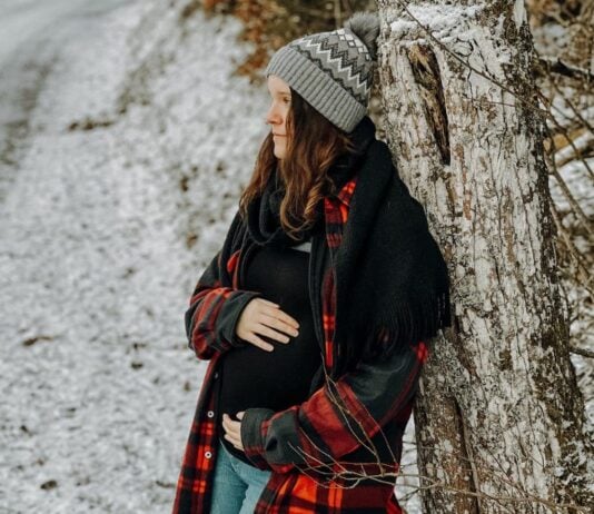 Vivi freut sich heute über jedes Bild mit Babykugel.