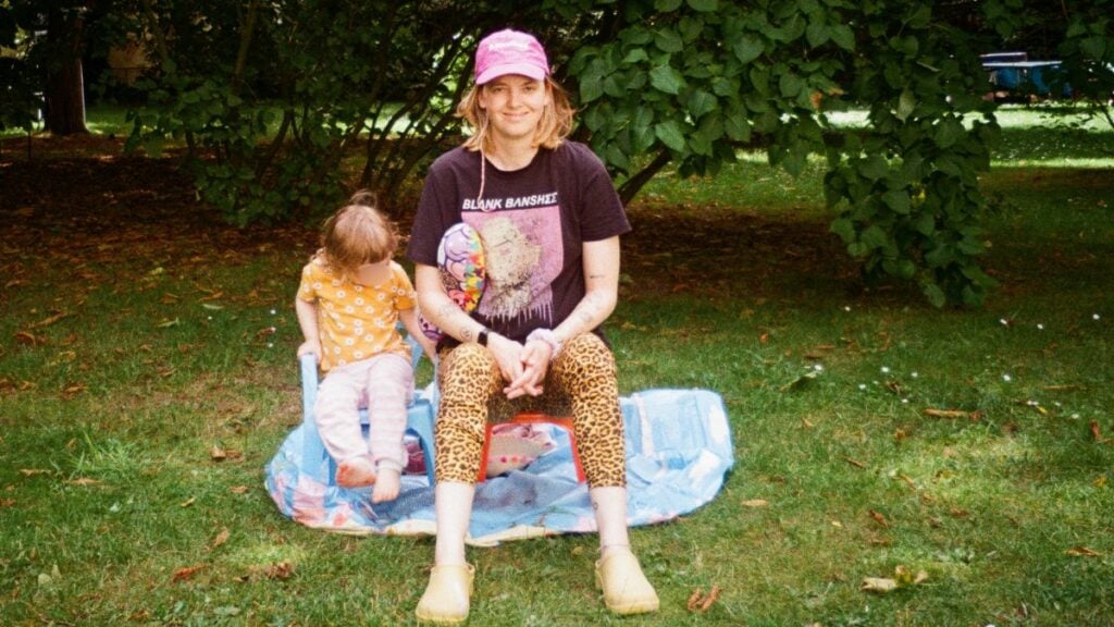 Brustkrebs: „Mit oder ohne Haare – für mein Kind zählt, dass ich da bin.”