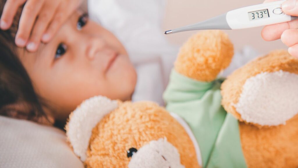 Mein Kind ist krank und der Kinderarzt überfüllt – was kann ich tun?