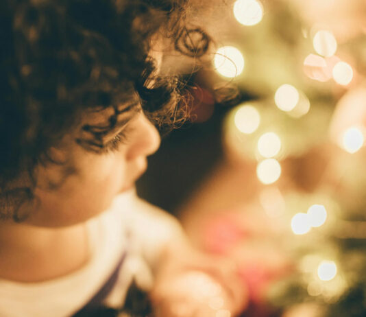 Günstige Adventskalender für kleine Kinder bringen Weihnachtszauber.