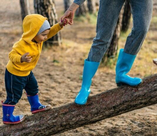 Hand in Hand funktioniert immer besser, als von oben Druck auszuüben.