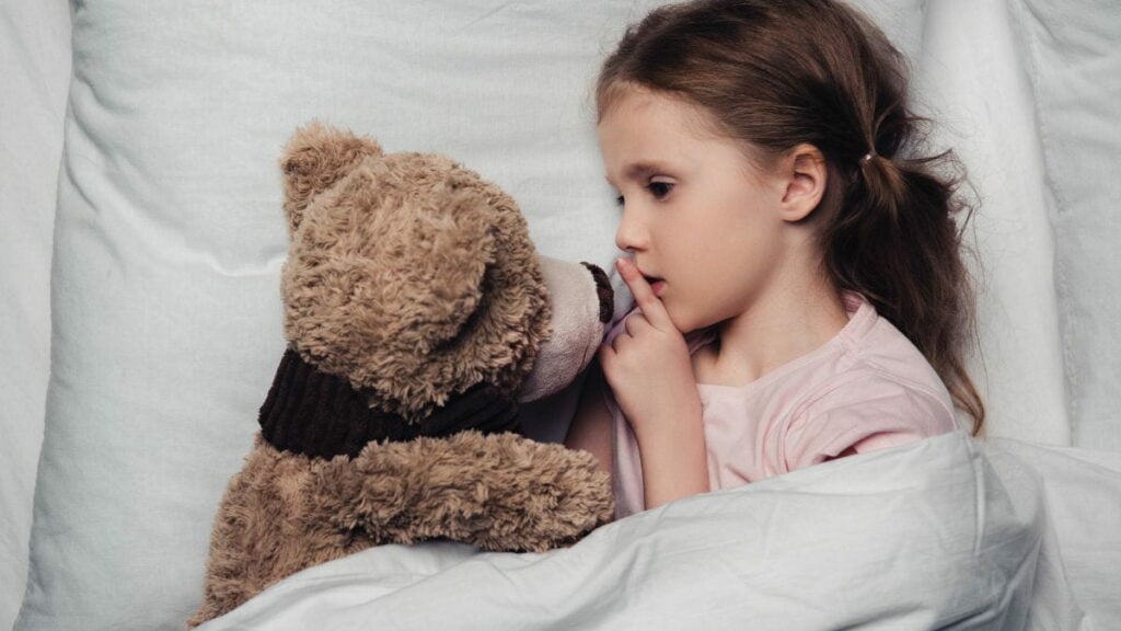 Eierschalen-Eltern: Warum sie für Kinder traumatisch sind